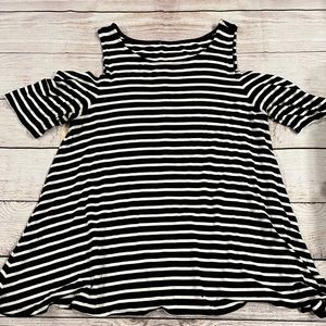 Black and white strip peak a boo shoulder Blouse